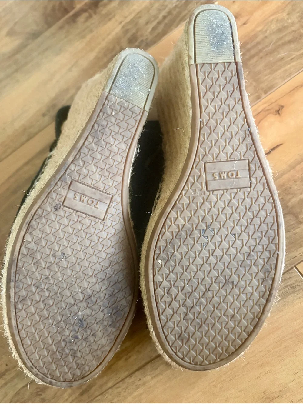 TOMS Monica Black wedges